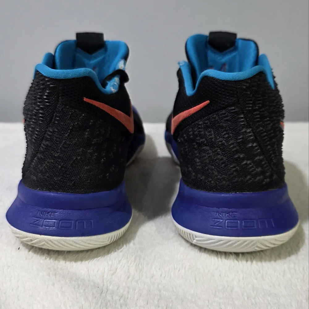Nike Kyrie III Kyrache Light Basketball Sneakers Kyrie Irving Huarache Retro. 10